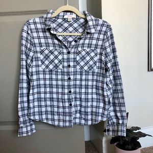 ⚪️⚫️ flannel ⚫️⚪️